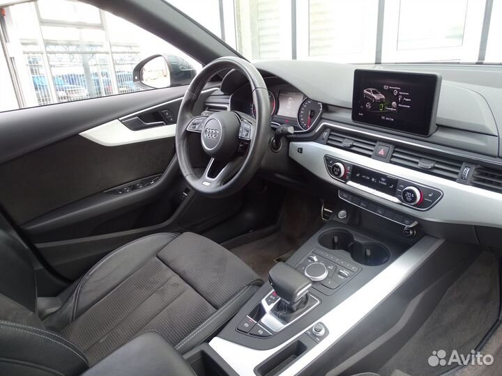 Audi A4 2 AMT, 2018, 75 492 км