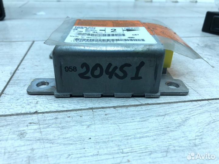 Эбу подушки безопасности Nissan Terrano