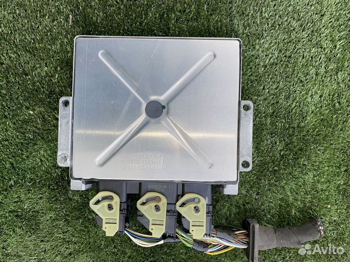 Блок управления двигателем 31269030 Volvo V50 MW43