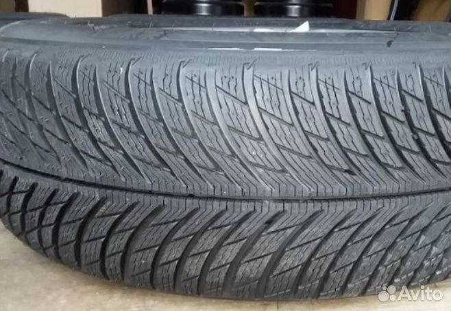 Комплект колес BMW X3 G01 X4 G02 R18, зима, не шип