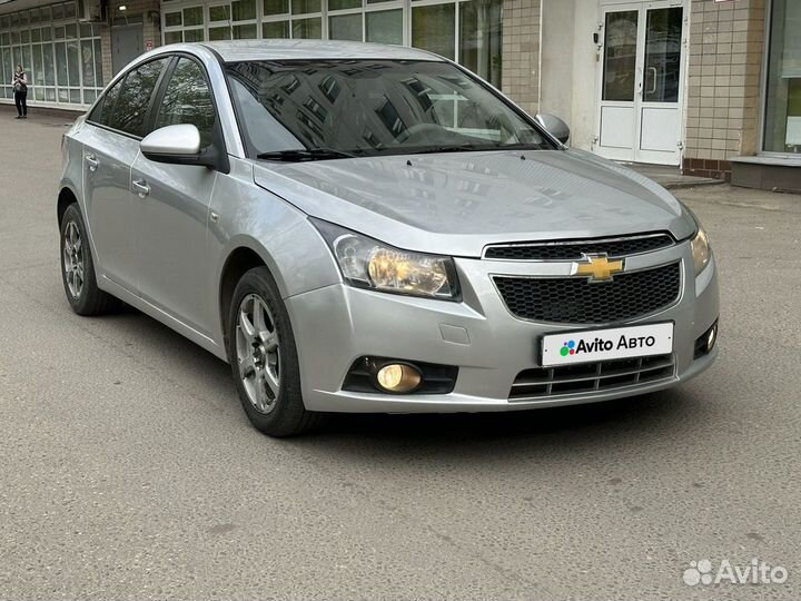 Chevrolet Cruze 1.6 AT, 2011, 148 000 км