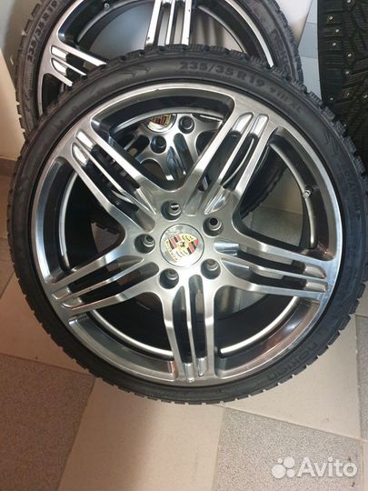 Колеса Porsche 911 шипы 235 35 19