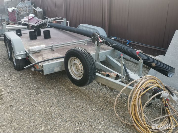 Продаю прицеп эвакуатор мзса M 4020-2.35