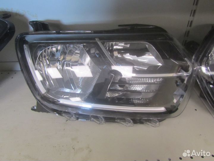 Фара левая правая Renault Duster 2018