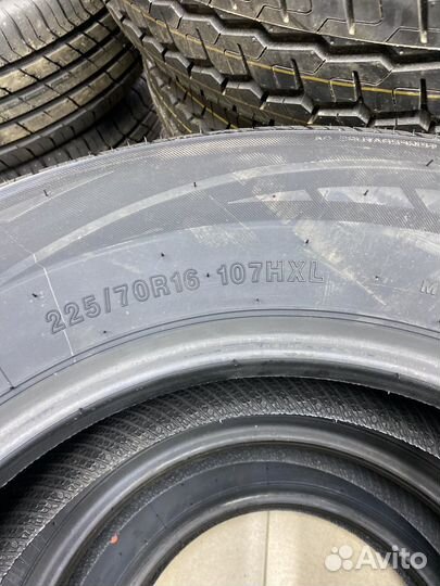 Sonix Primemarch H/T 79 225/70 R16