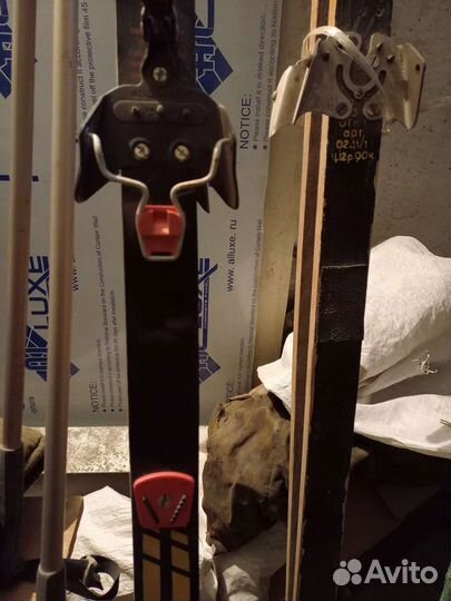 Беговые лыжи