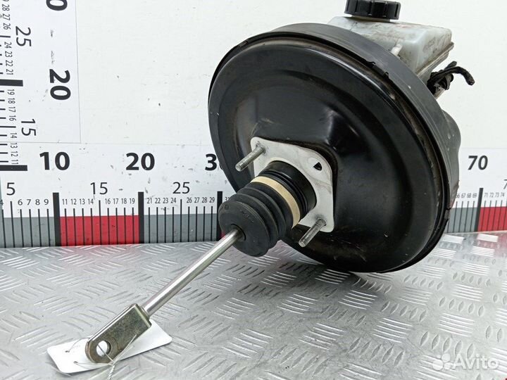 Усилитель тормозов вакуумный для Opel Zafira B