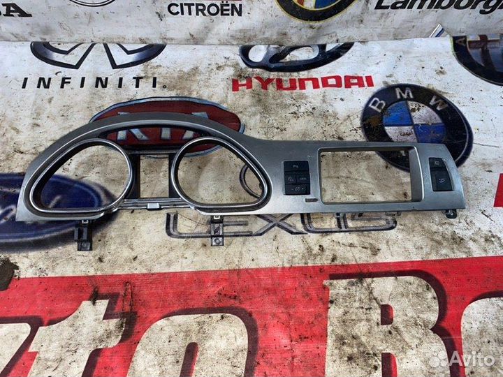 Накладка декоративная Audi Q7 4.2 2008