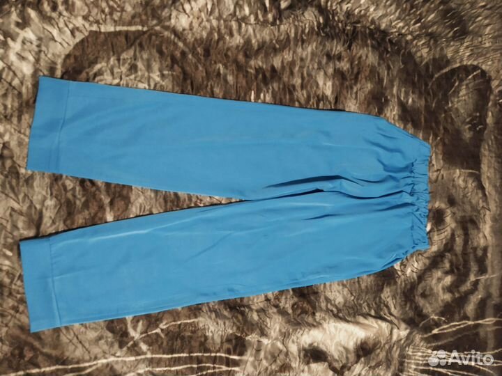 Брючный костюм женский