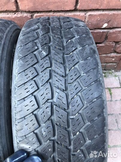 Roadstone Roadian A/T II 235/65 R17