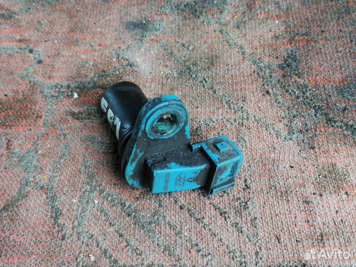 Датчик положения распредвала Форд Фокус 2