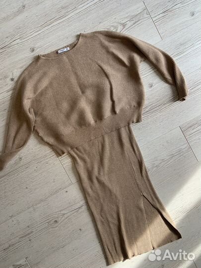 Трикотажный костюм mango