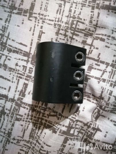 Зажим для трюкового самоката hic