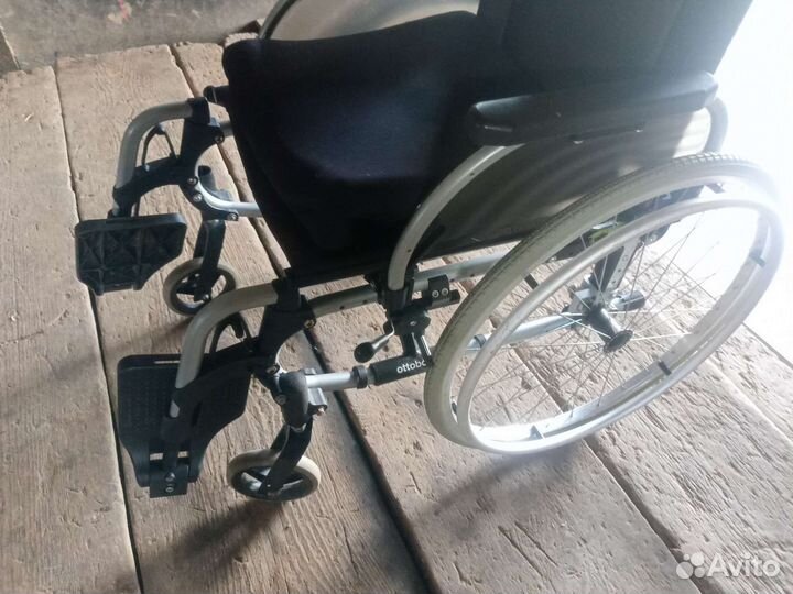 Инвалидная коляска