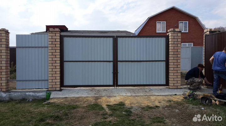 Ворота распашные под профлист