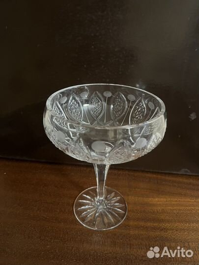Ваза хрустальная