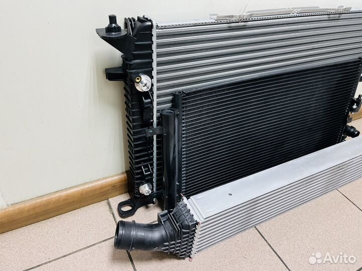 Радиатор охлаждения Audi A4 B8 A5 8T Q5 8R 1.8 2.0