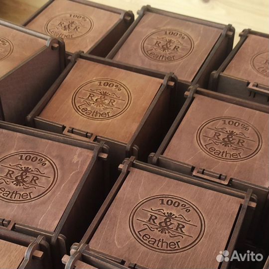 Подарочная коробка из дерева