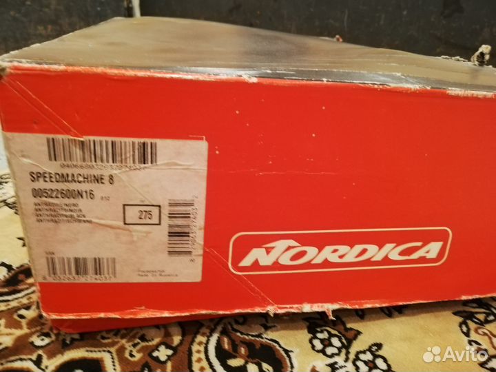 Продам горнолыжные ботинки и очки