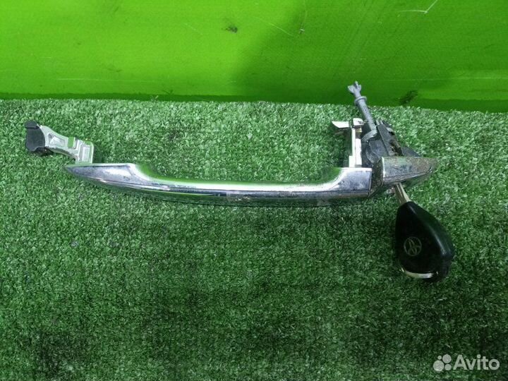 Ручка двери внешняя toyota alphard MNH15 1mzfe Перед. Прав