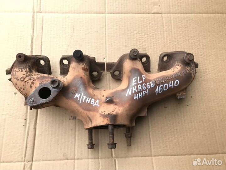 Коллектор выпускной Isuzu Elf NKR66E 4HF1 1998