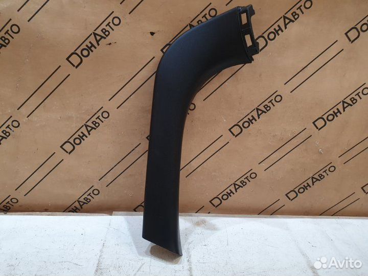 Обшивка крышки багажника задняя правая Lexus Rx 4