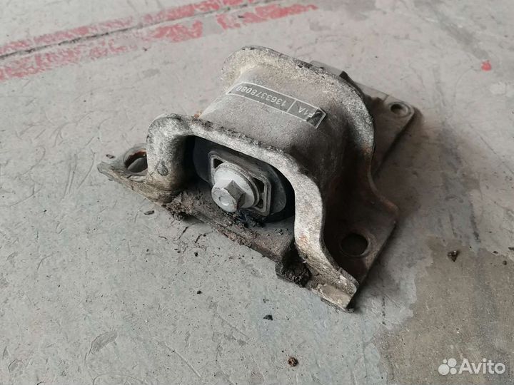 Подушка кпп Peugeot Boxer 3