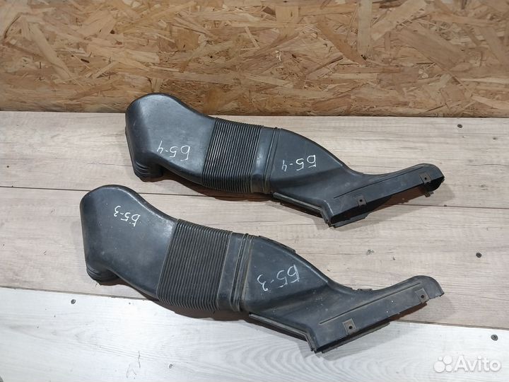 Воздухозаборник Volkswagen Passat B5 1.6-1.8