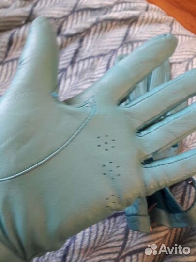 Перчатки