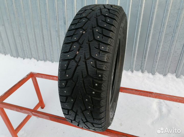 Yokohama Ice Guard Stud IG55 215/60 R16 108T
