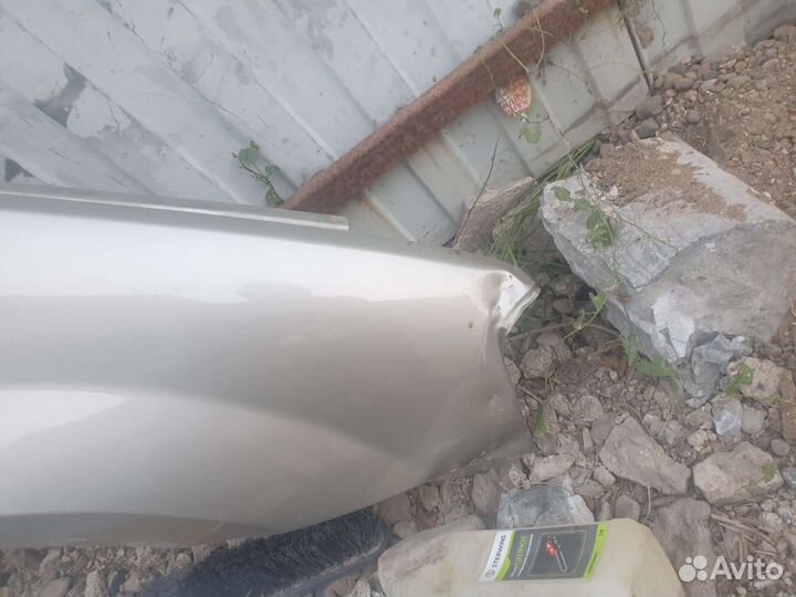 Крыло правое LADA largus