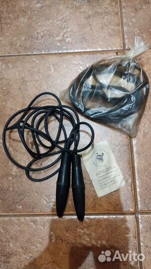 Гимнастическая скакалка