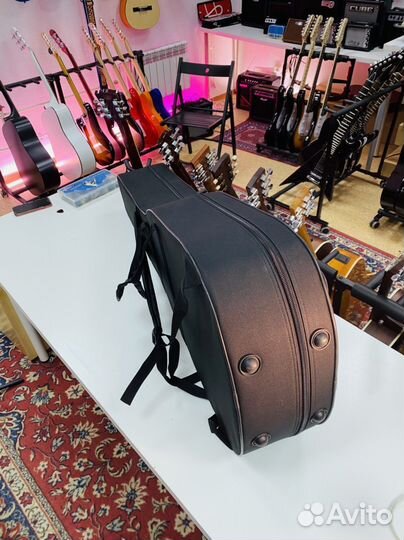 Кейс для классической гитары