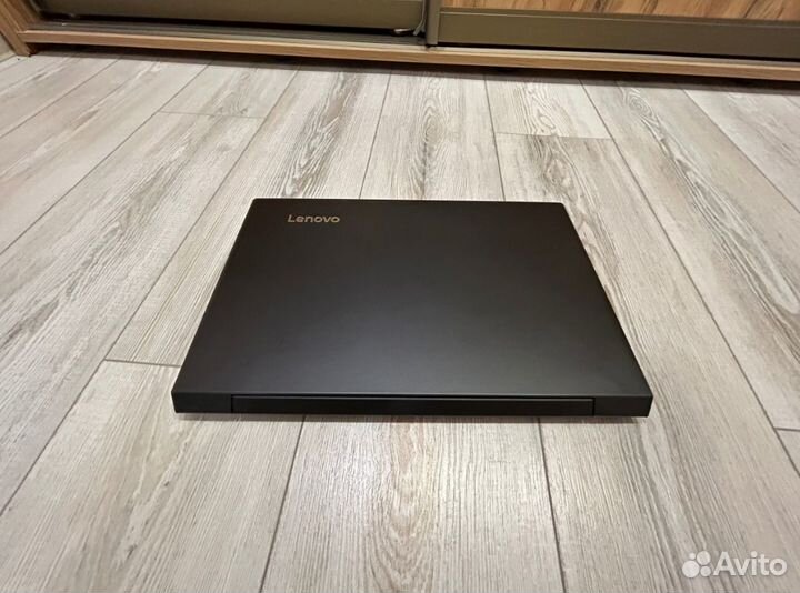 Lenovo V310-15IKB на core I5 7го поколения