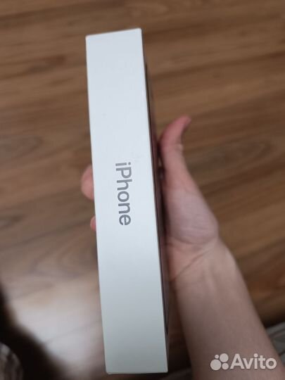 Коробка на iPhone 14 pro