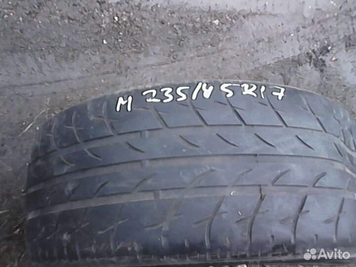 Tigar Syneris 235/45 R17