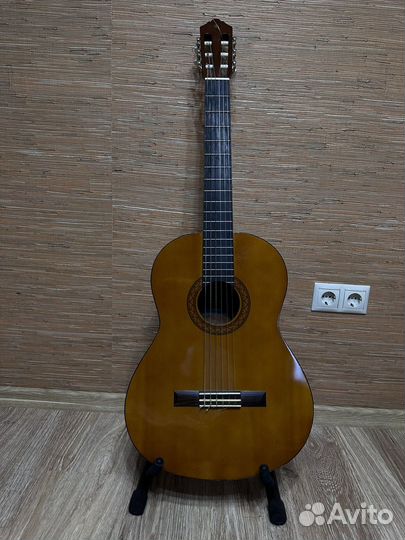 Гитара yamaha c40