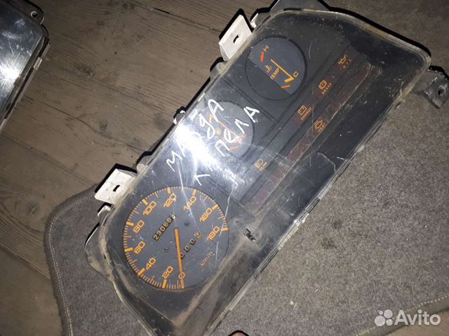 Щиток приборов Mazda Capella