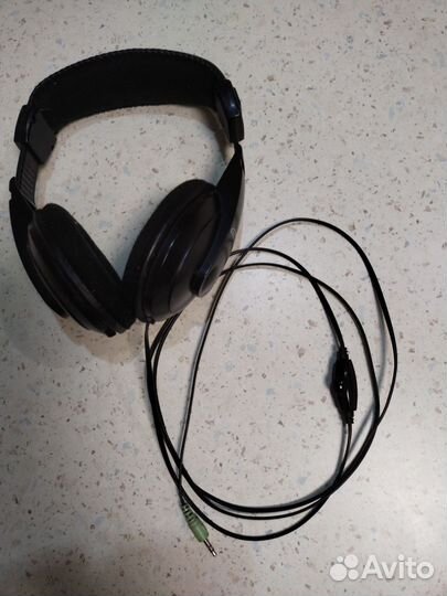 Проводные наушники,торг