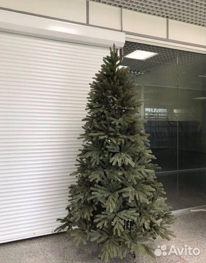 Елка искусственная