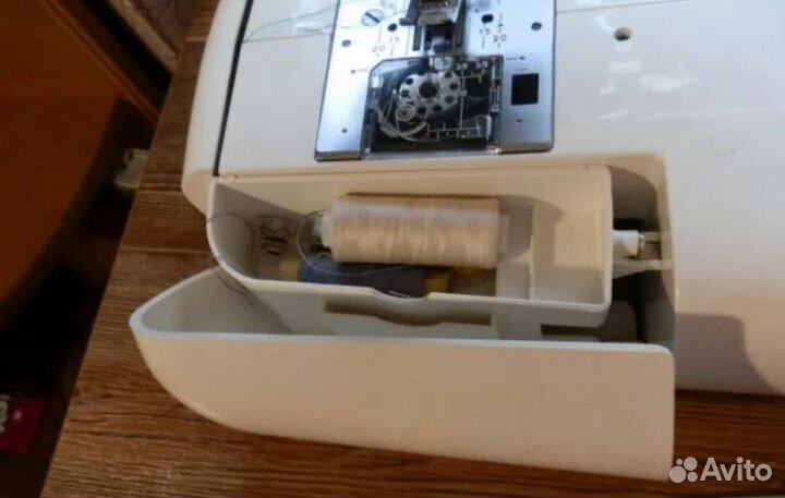 Швейная машина Family