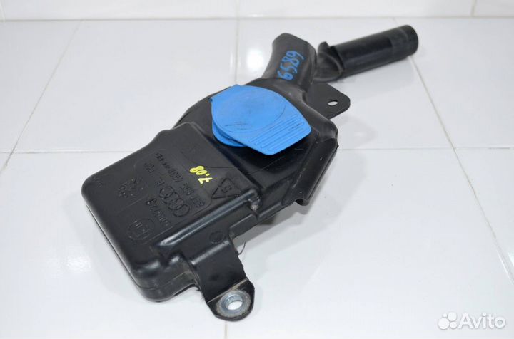 Горловина бачка стеклоомывателя Audi A5 8T 2007+