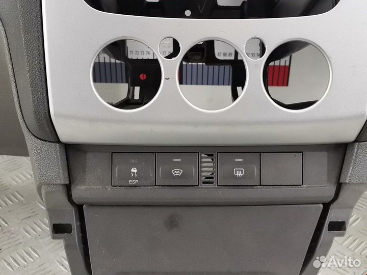 Торпедо (панель передняя) для Ford Focus 2 1541981