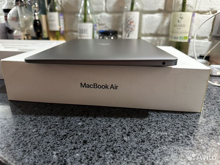 MacBook Air 13 2020 М1/16Gb/256SSD/идеал