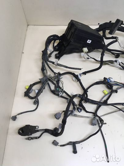Б/У Б/У Проводка двс 8212142D30821114AC23 toyota