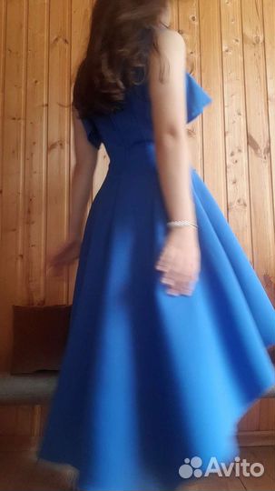 Платье женское праздничное 42 44