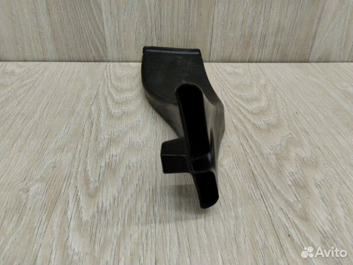 Воздуховод салона левый Renault Kaptur