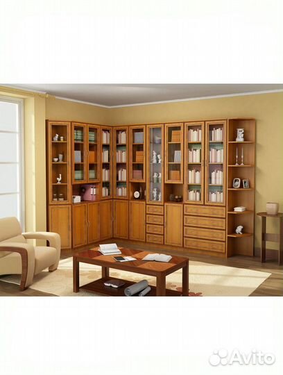 Книжные полки библиотека