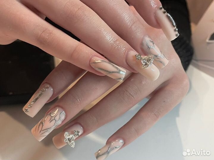 Наращивание ногтей, крейзи маникюр