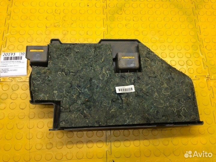 Декоративная накладка на торпедо Nissan Almera